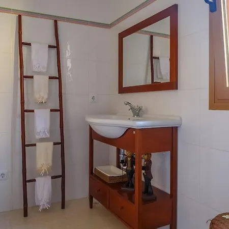 With Private Pool *