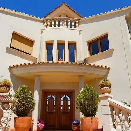 With Private Pool *
